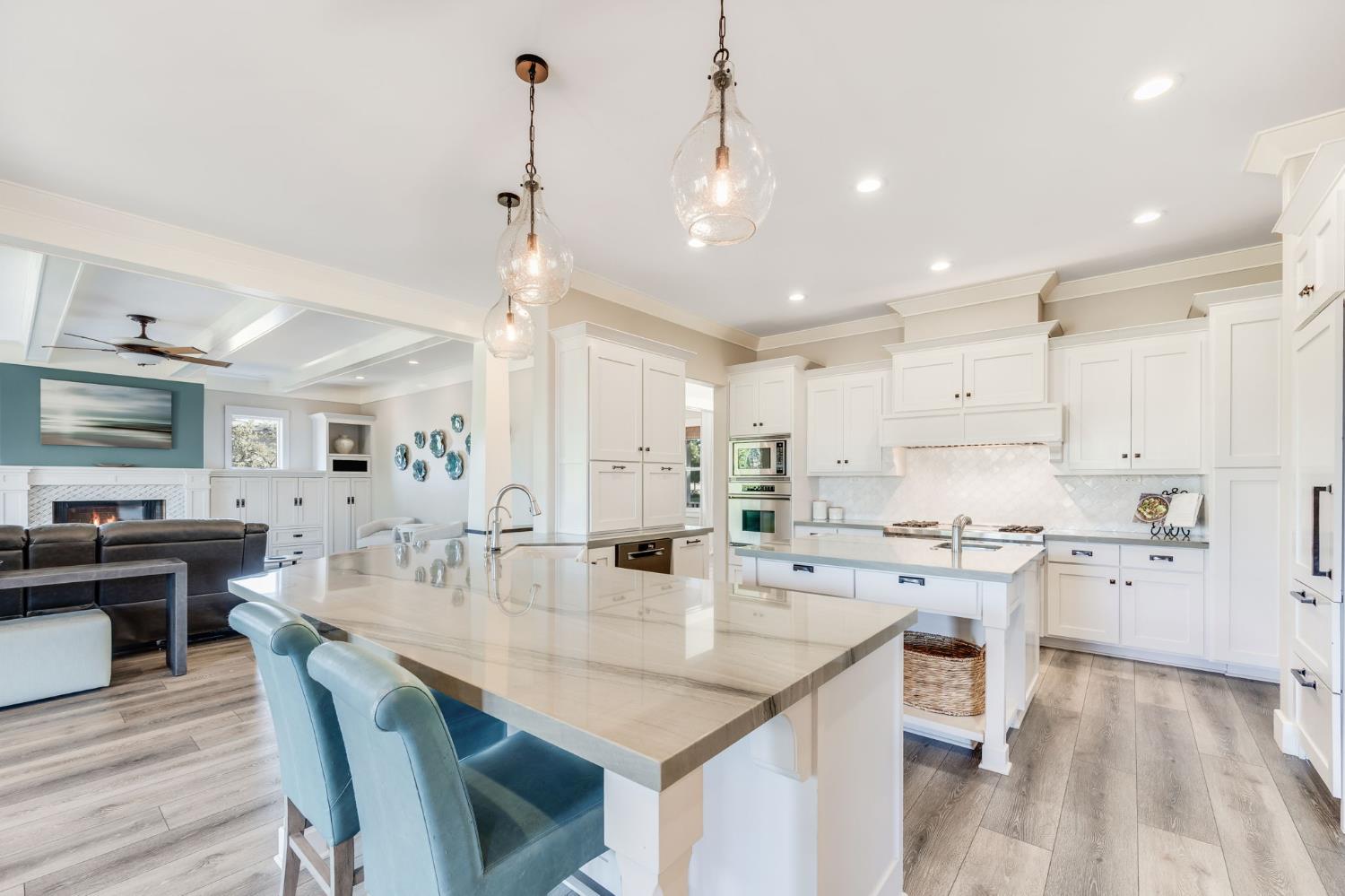 784 Grandview Drive