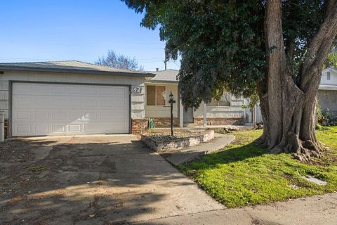 627 Lola Drive, Woodland, CA 95776 - #: 226003659