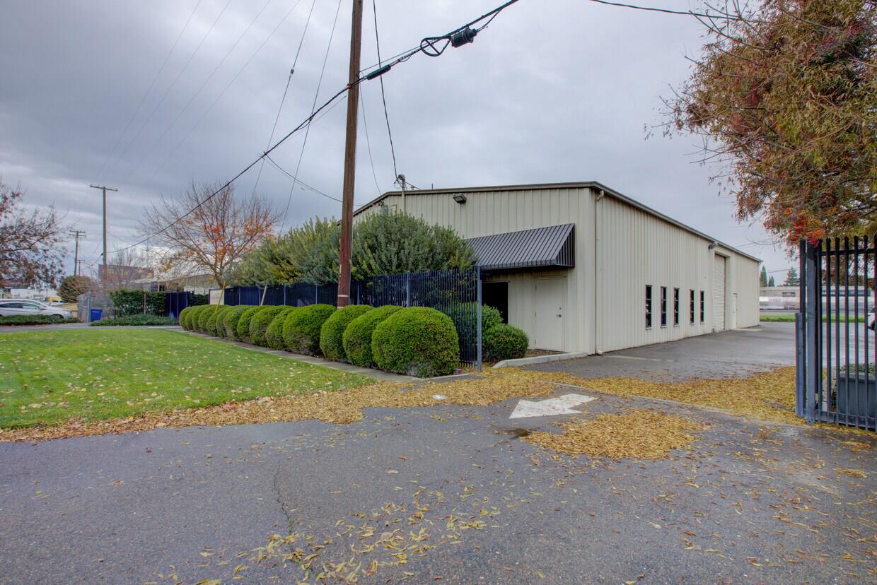 5012 Salida Boulevard