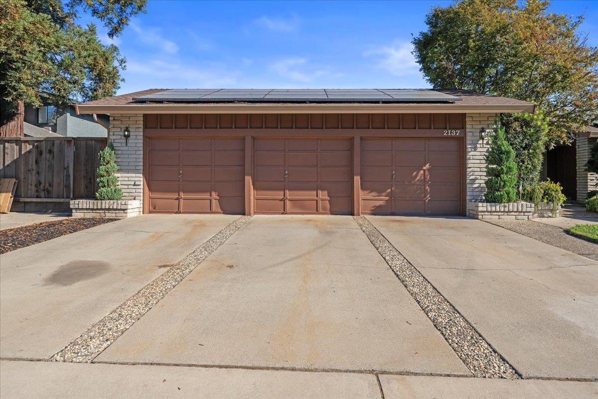 2137 Candlewood Place