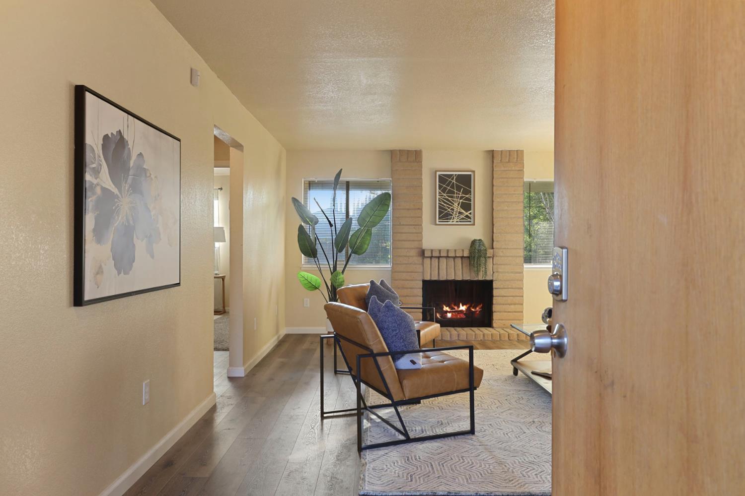 8215 Manhattan Drive