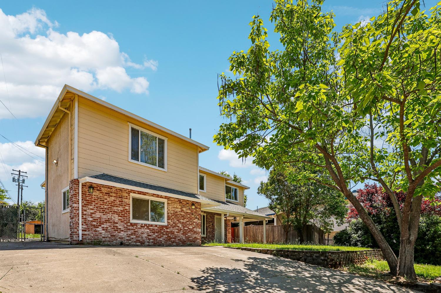 6808 Kermit Lane