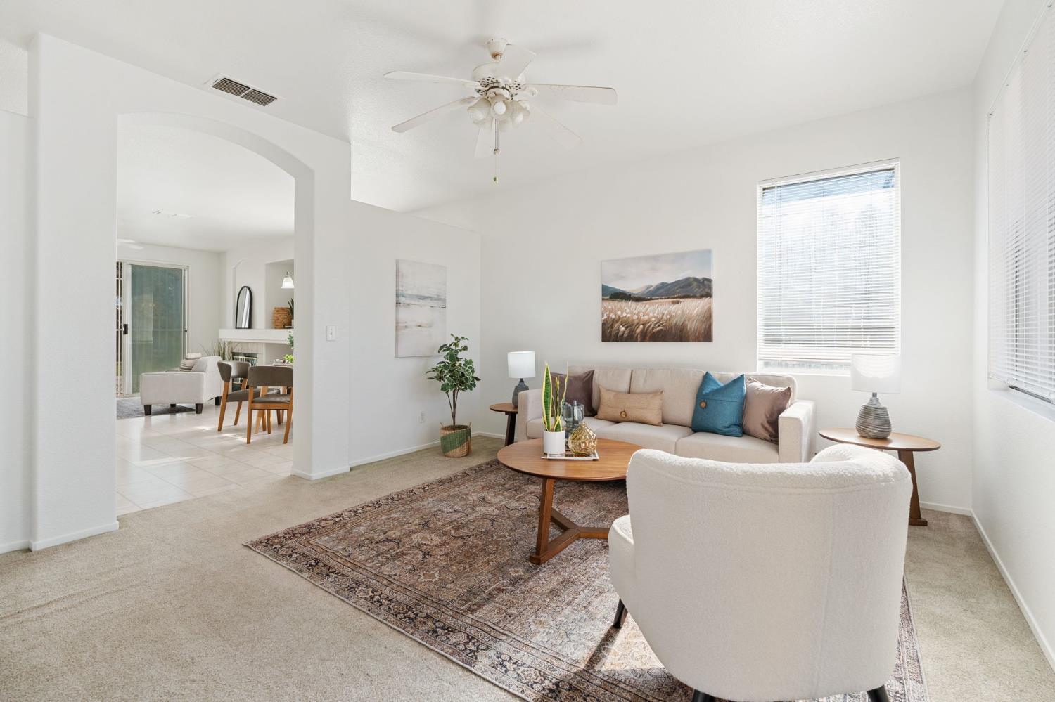 9184 Laguna Center Circle