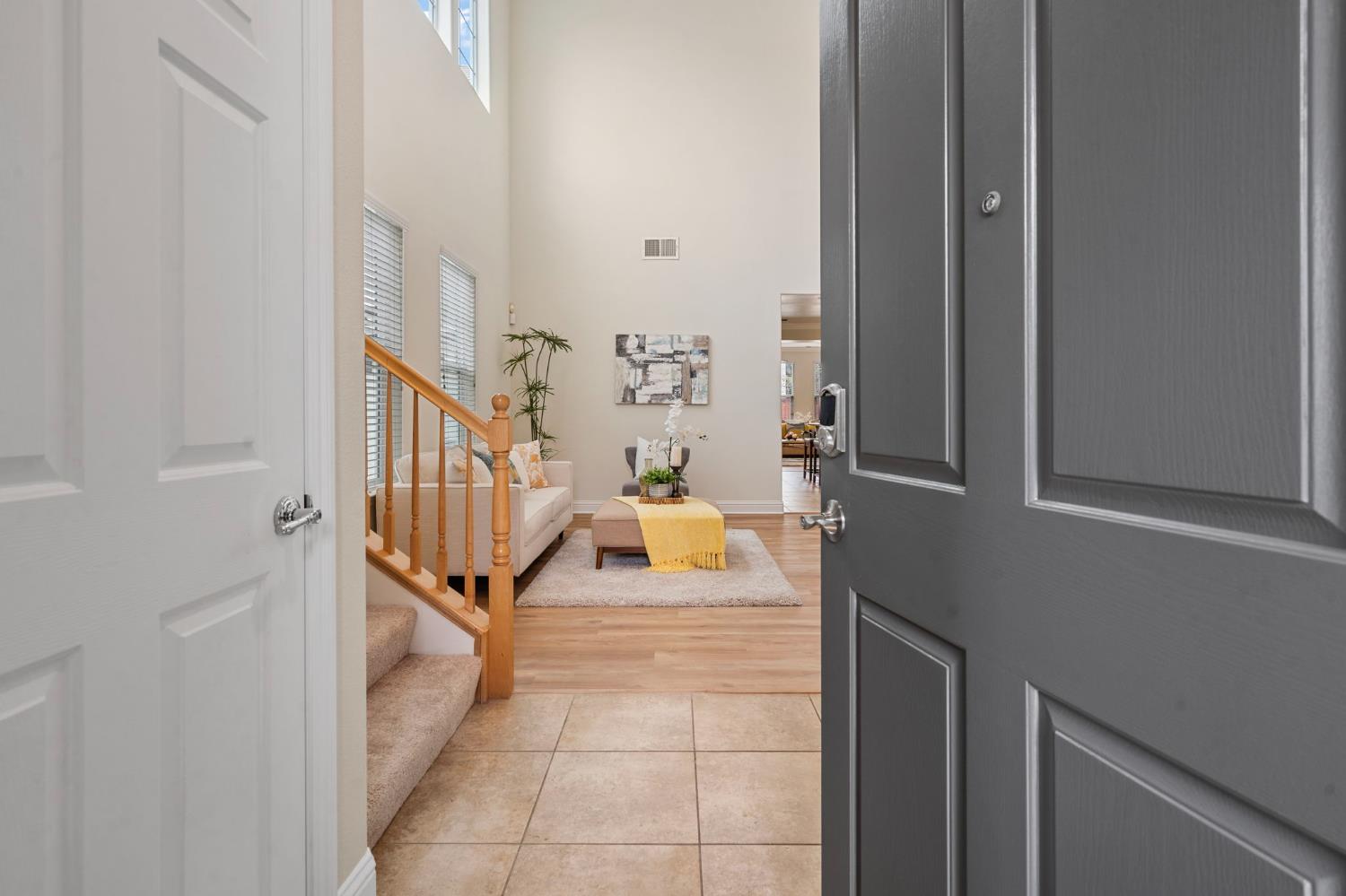122 N Sierra Madre Street