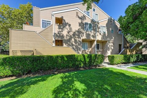 1019 Dornajo Way 168 Sacramento CA 95825