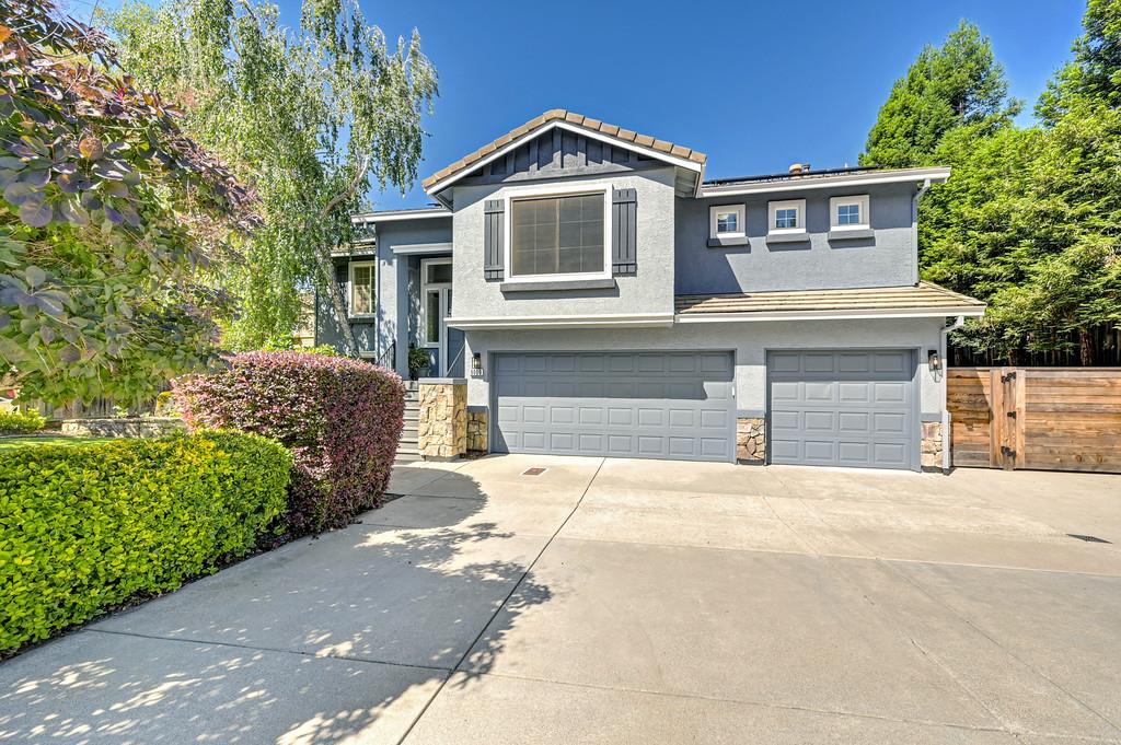 9090 Orchid Shade Dr
