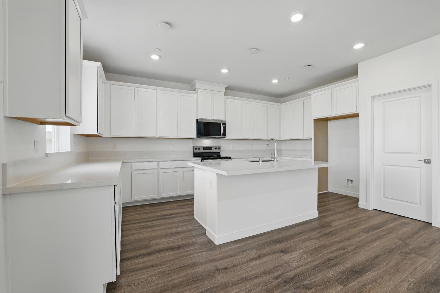 4160 Gold Beam Way