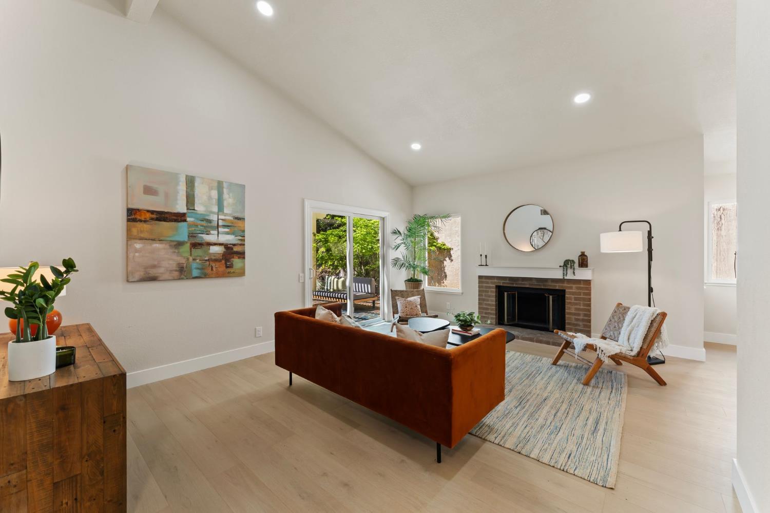 223 River Run Circle