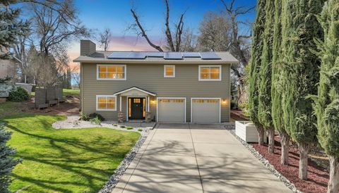 12353 Torrey Pines Drive Auburn CA 95602