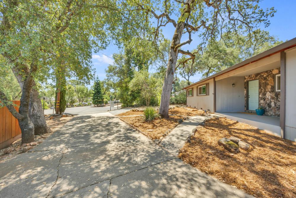 3812 De Sabla Court