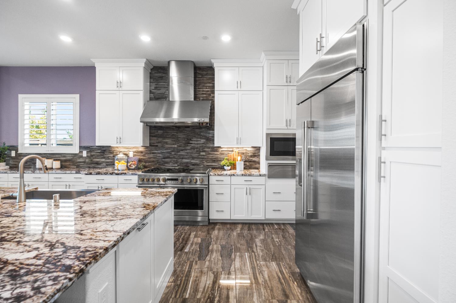 El Dorado Hills, California 95762, United States, 5 Bedrooms Bedrooms, ,5 BathroomsBathrooms,Residential,Active,187764