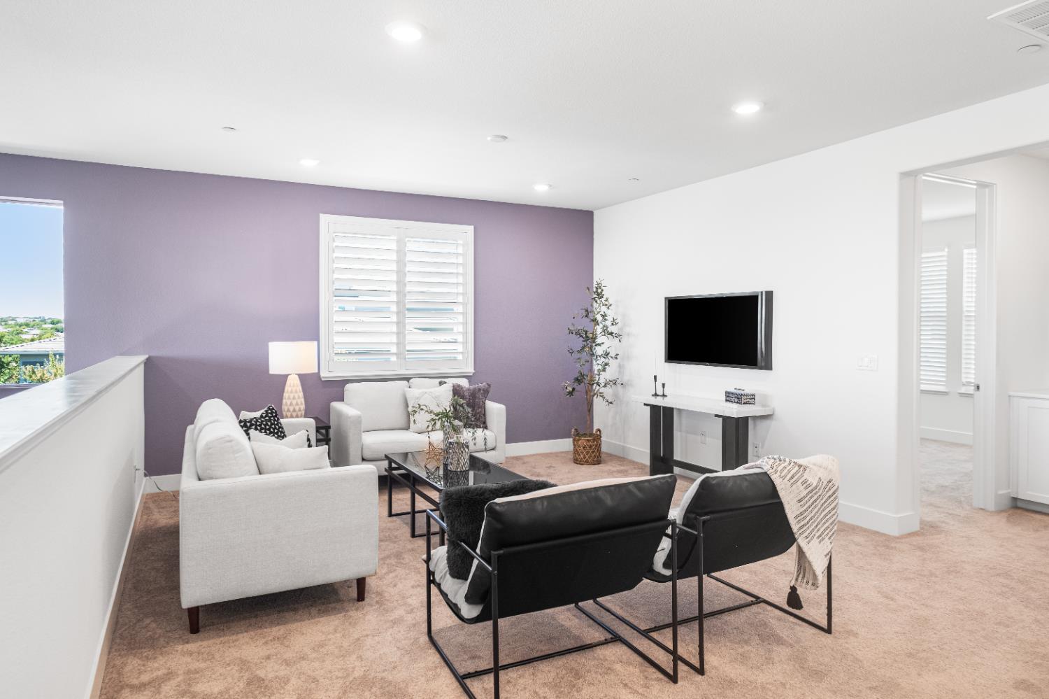 El Dorado Hills, California 95762, United States, 5 Bedrooms Bedrooms, ,5 BathroomsBathrooms,Residential,Active,187764