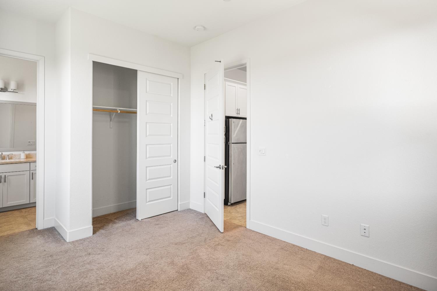 El Dorado Hills, California 95762, United States, 5 Bedrooms Bedrooms, ,5 BathroomsBathrooms,Residential,Active,187764