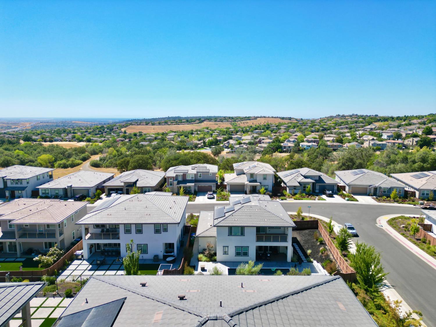 El Dorado Hills, California 95762, United States, 5 Bedrooms Bedrooms, ,5 BathroomsBathrooms,Residential,Active,187764