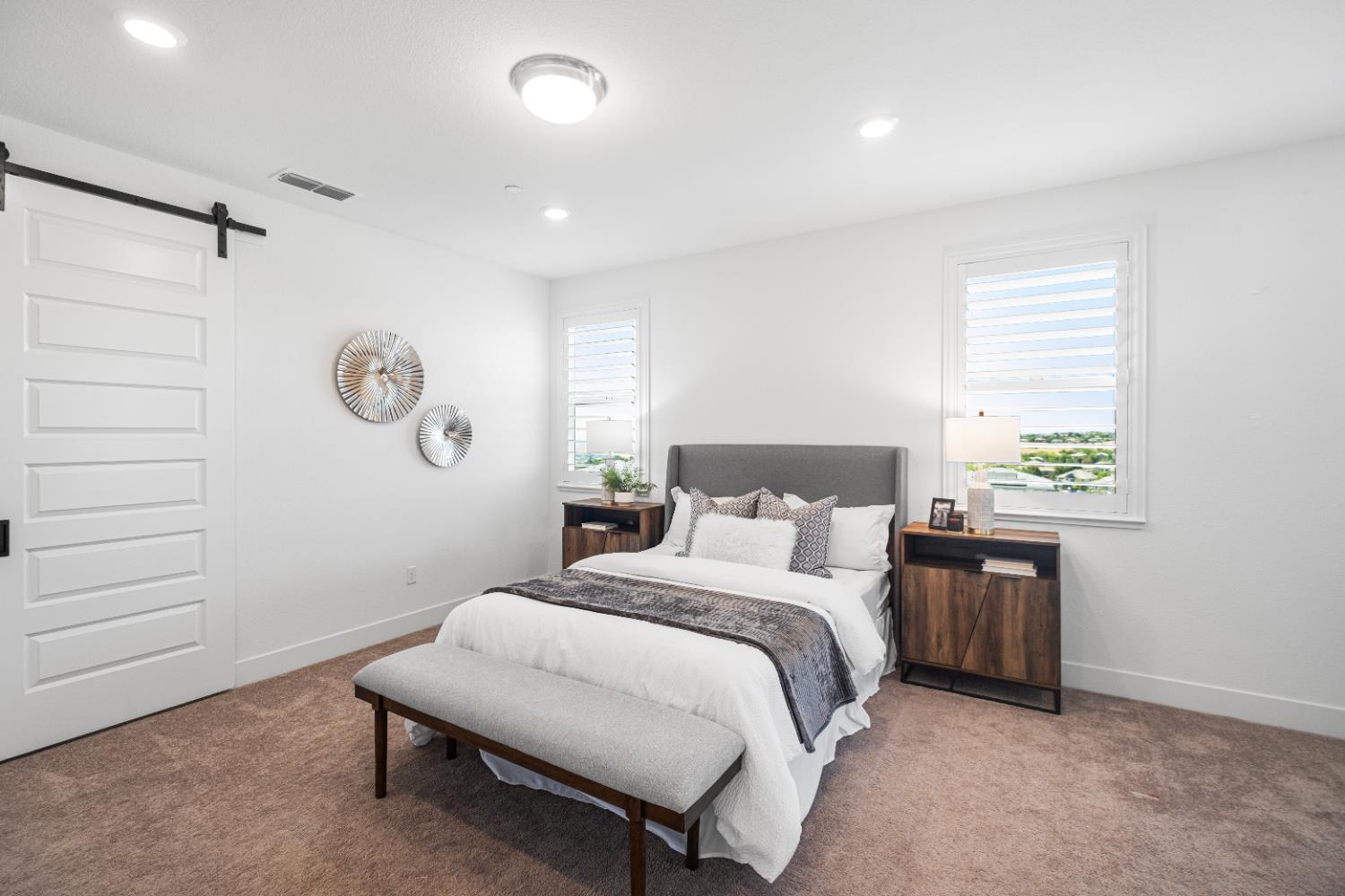 El Dorado Hills, California 95762, United States, 5 Bedrooms Bedrooms, ,5 BathroomsBathrooms,Residential,Active,187764