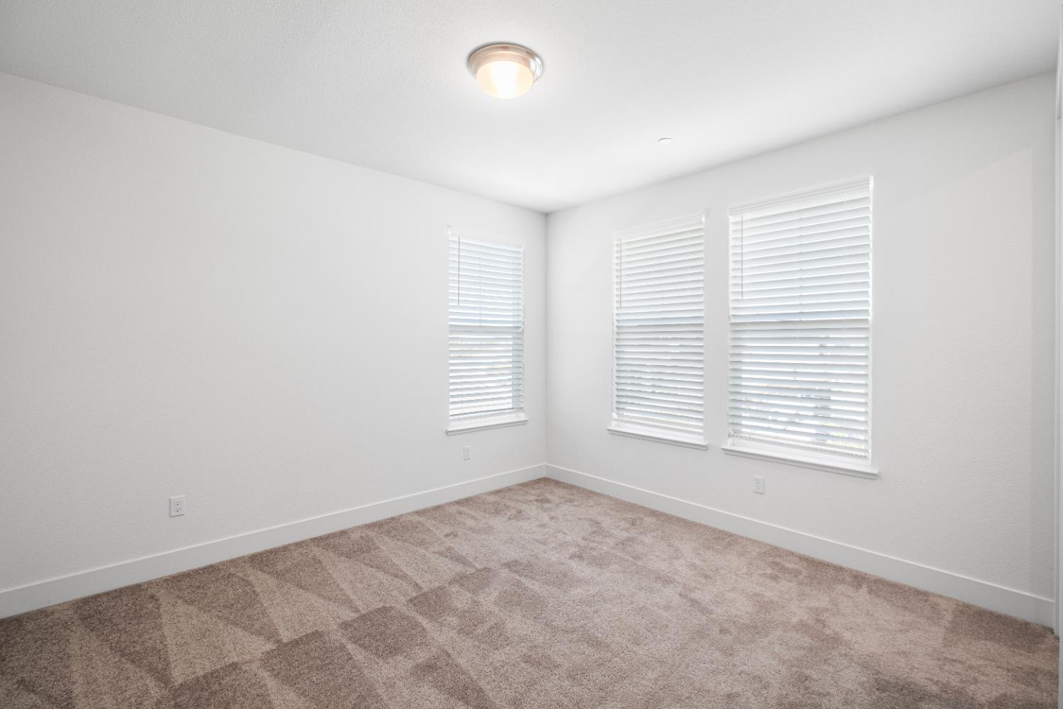 El Dorado Hills, California 95762, United States, 5 Bedrooms Bedrooms, ,5 BathroomsBathrooms,Residential,Active,187764