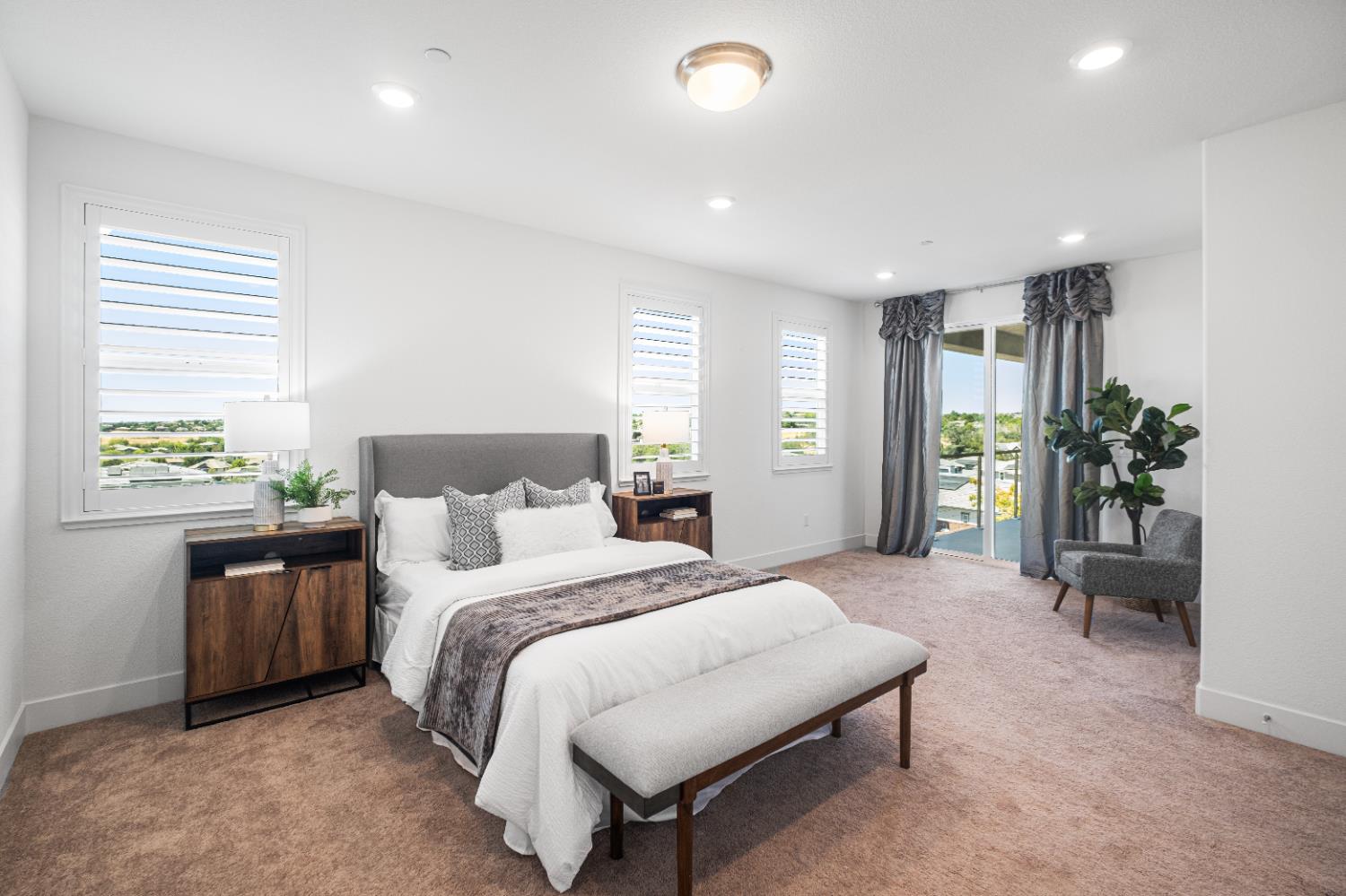 El Dorado Hills, California 95762, United States, 5 Bedrooms Bedrooms, ,5 BathroomsBathrooms,Residential,Active,187764