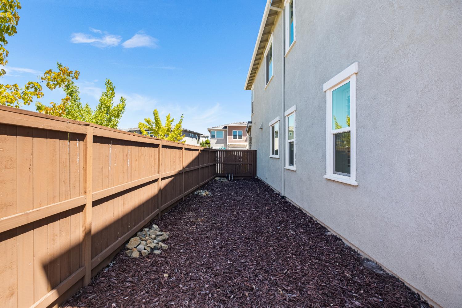 El Dorado Hills, California 95762, United States, 5 Bedrooms Bedrooms, ,5 BathroomsBathrooms,Residential,Active,187764