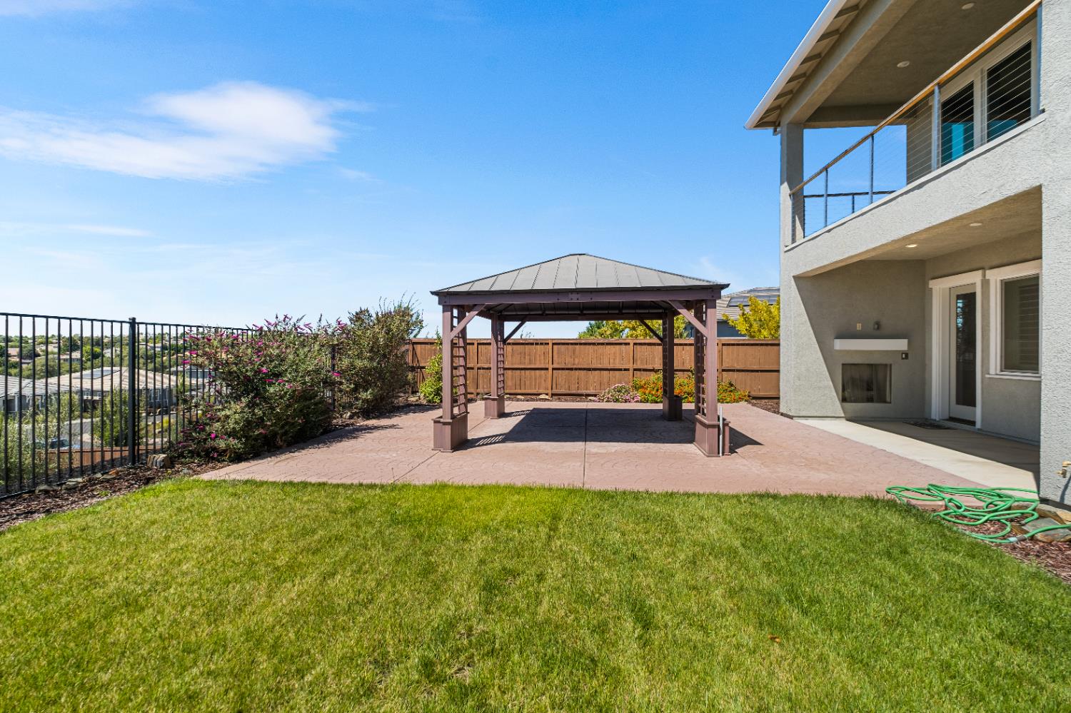 El Dorado Hills, California 95762, United States, 5 Bedrooms Bedrooms, ,5 BathroomsBathrooms,Residential,Active,187764