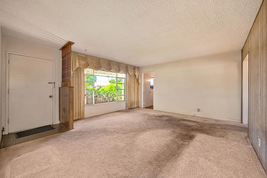 627 Alamos Avenue