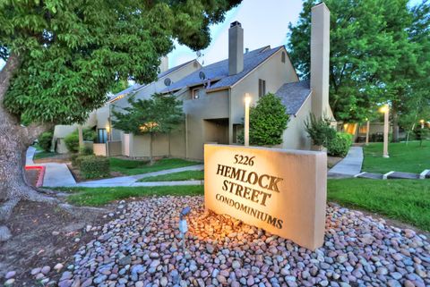 5226 Hemlock 55 Sacramento CA 95841