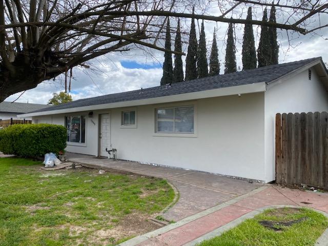 7952 Grandstaff Drive