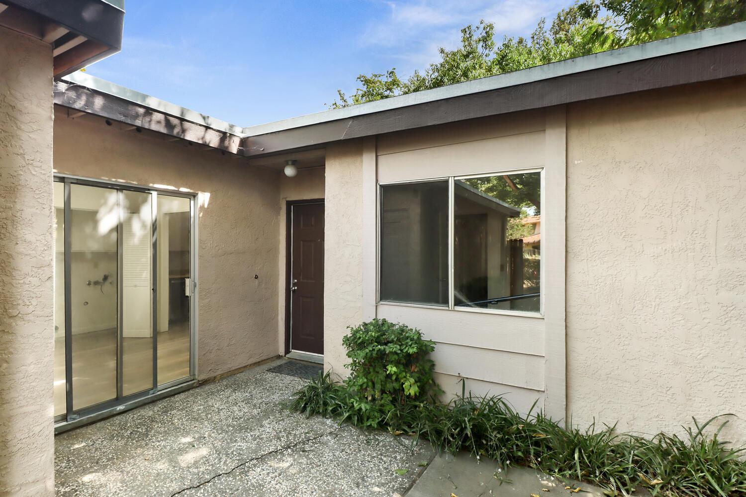 1606 Colusa Avenue