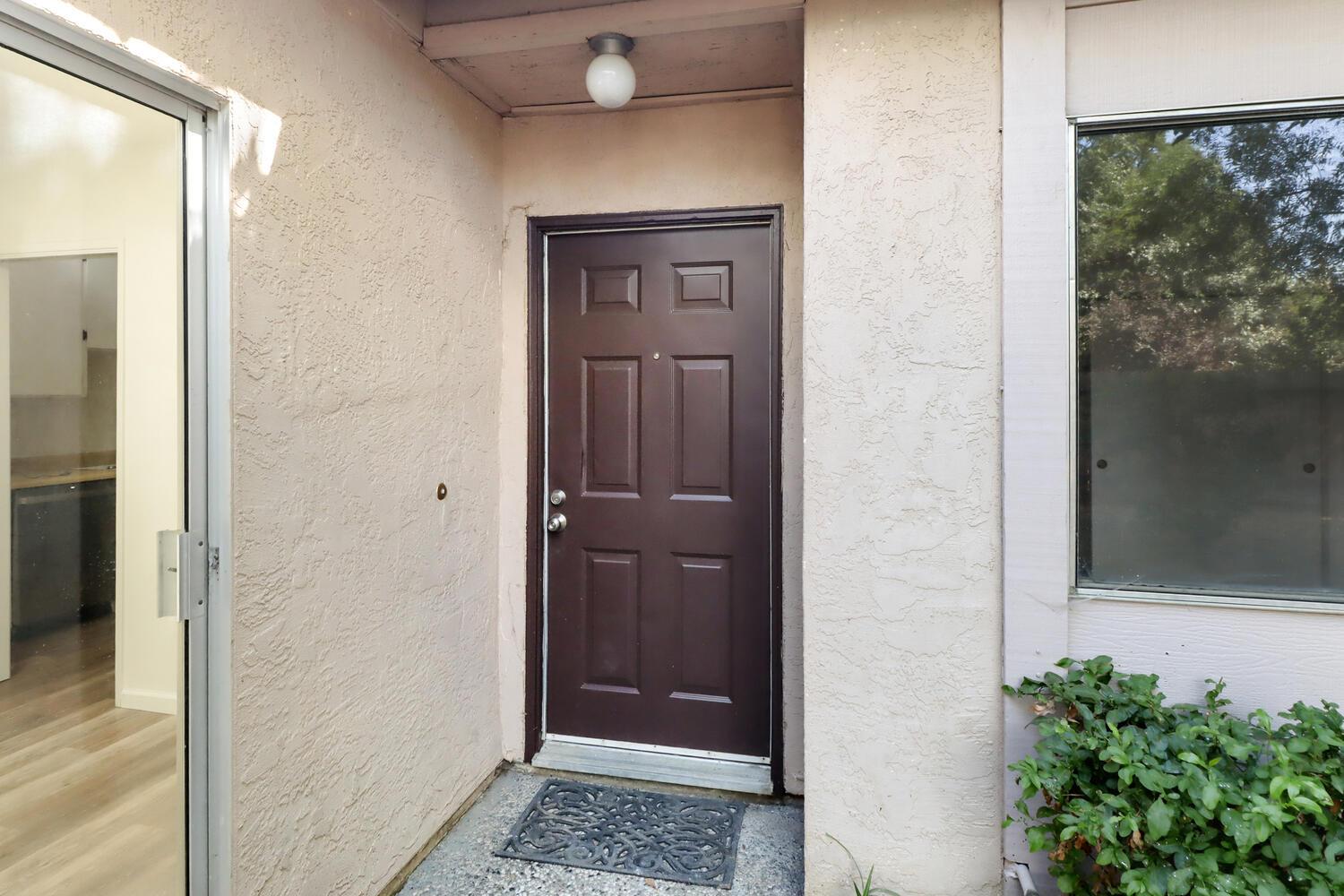 1606 Colusa Avenue