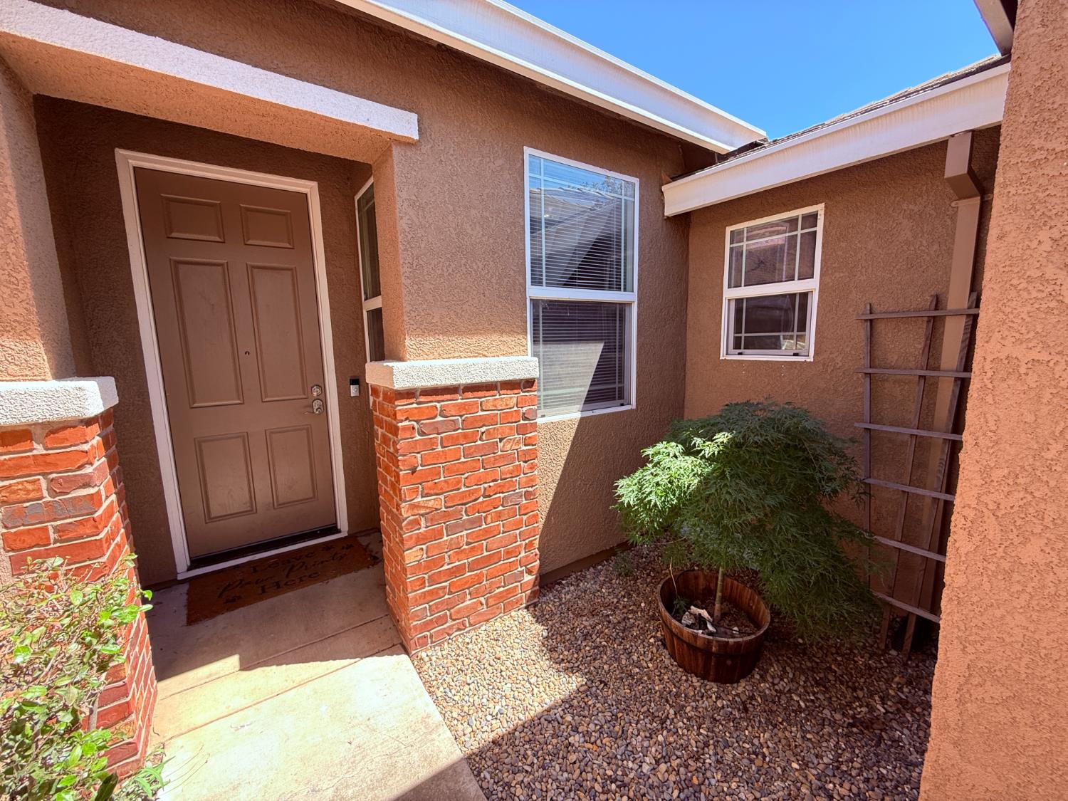 1566 Three Rivers Drive