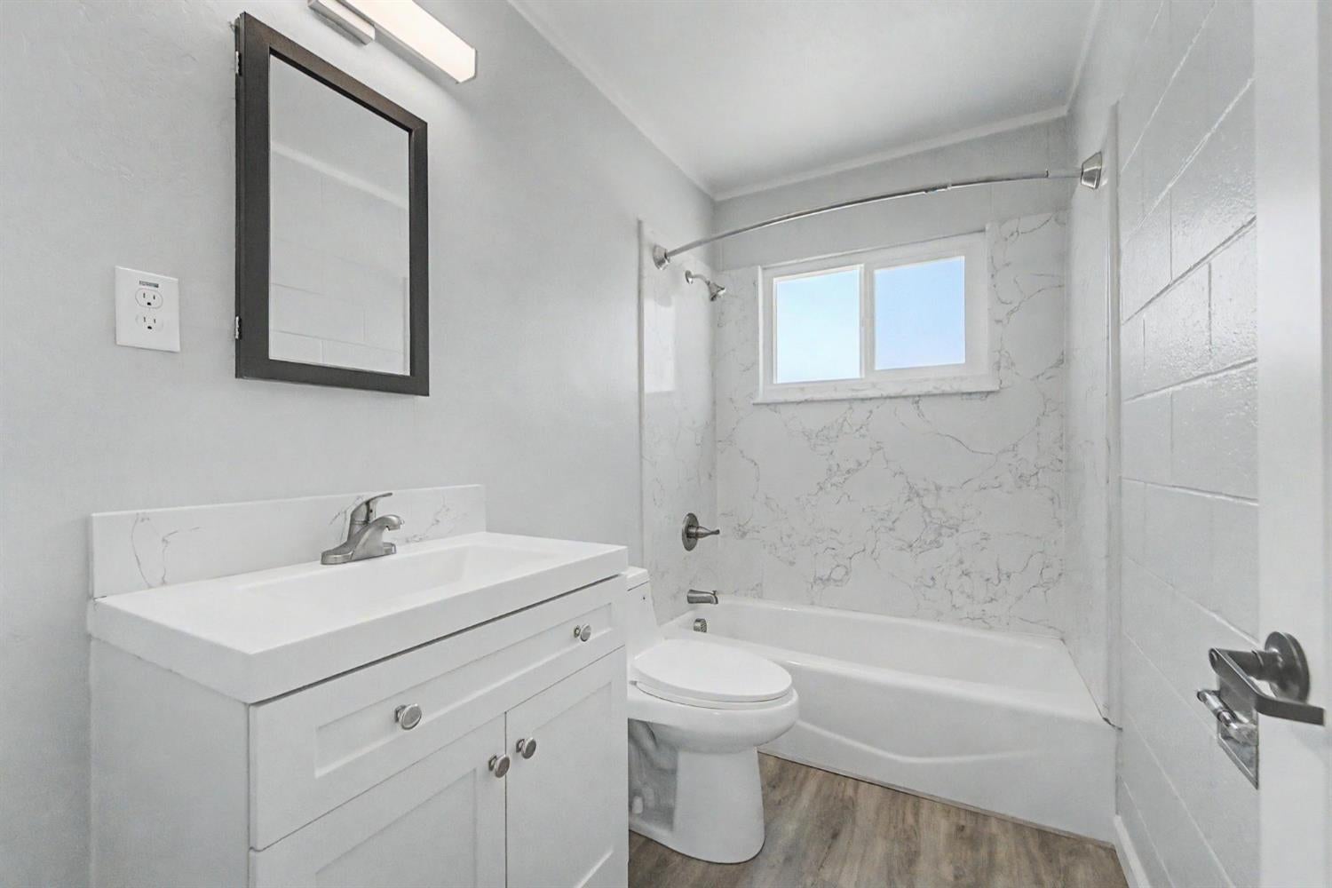 1242 Rosemary Lane