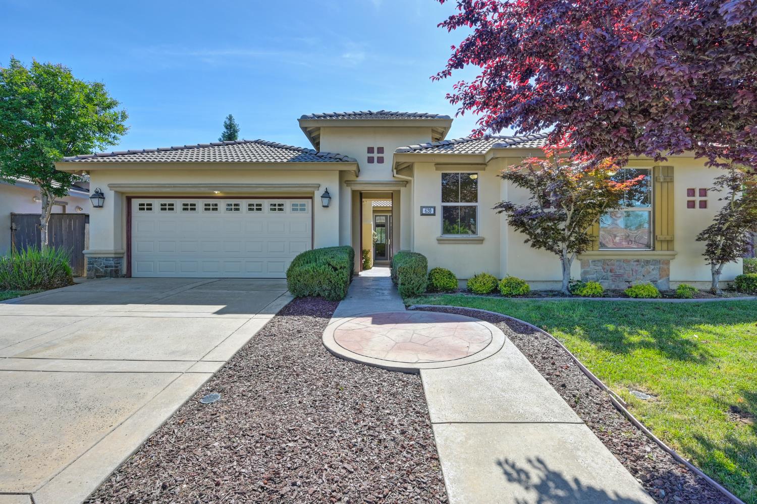 620 Castle Oaks Drive