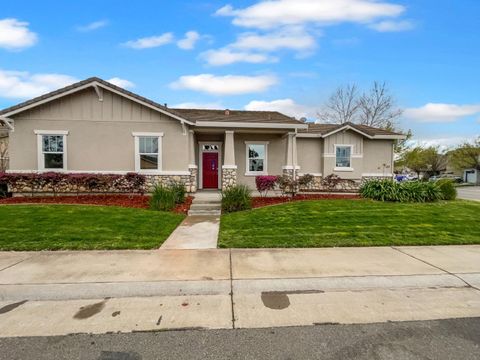 9438 N Kiefer Boulevard, Sacramento, CA 95826 - #: 225033724