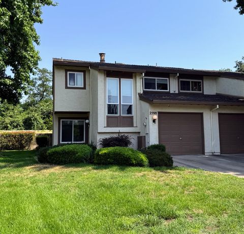 2598 Rio Bravo Cir Sacramento CA 95826