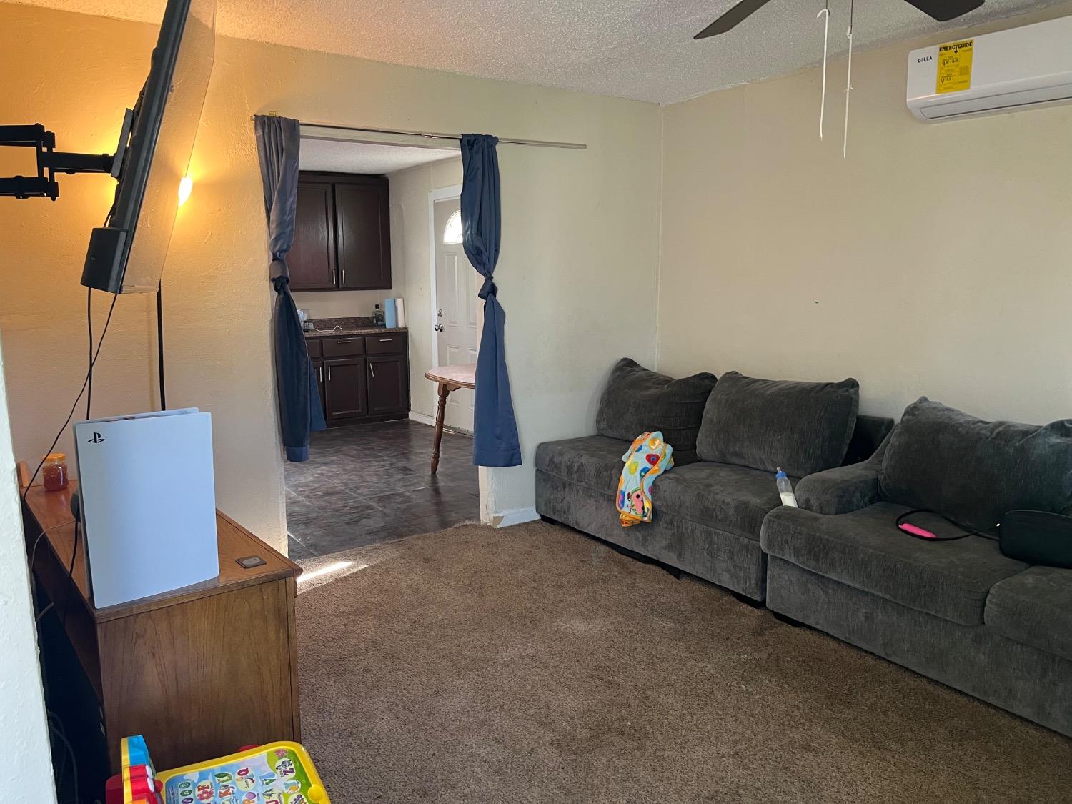 Dos Palos, California 93620, United States, 2 Bedrooms Bedrooms, ,3 BathroomsBathrooms,Residential,Active,35076