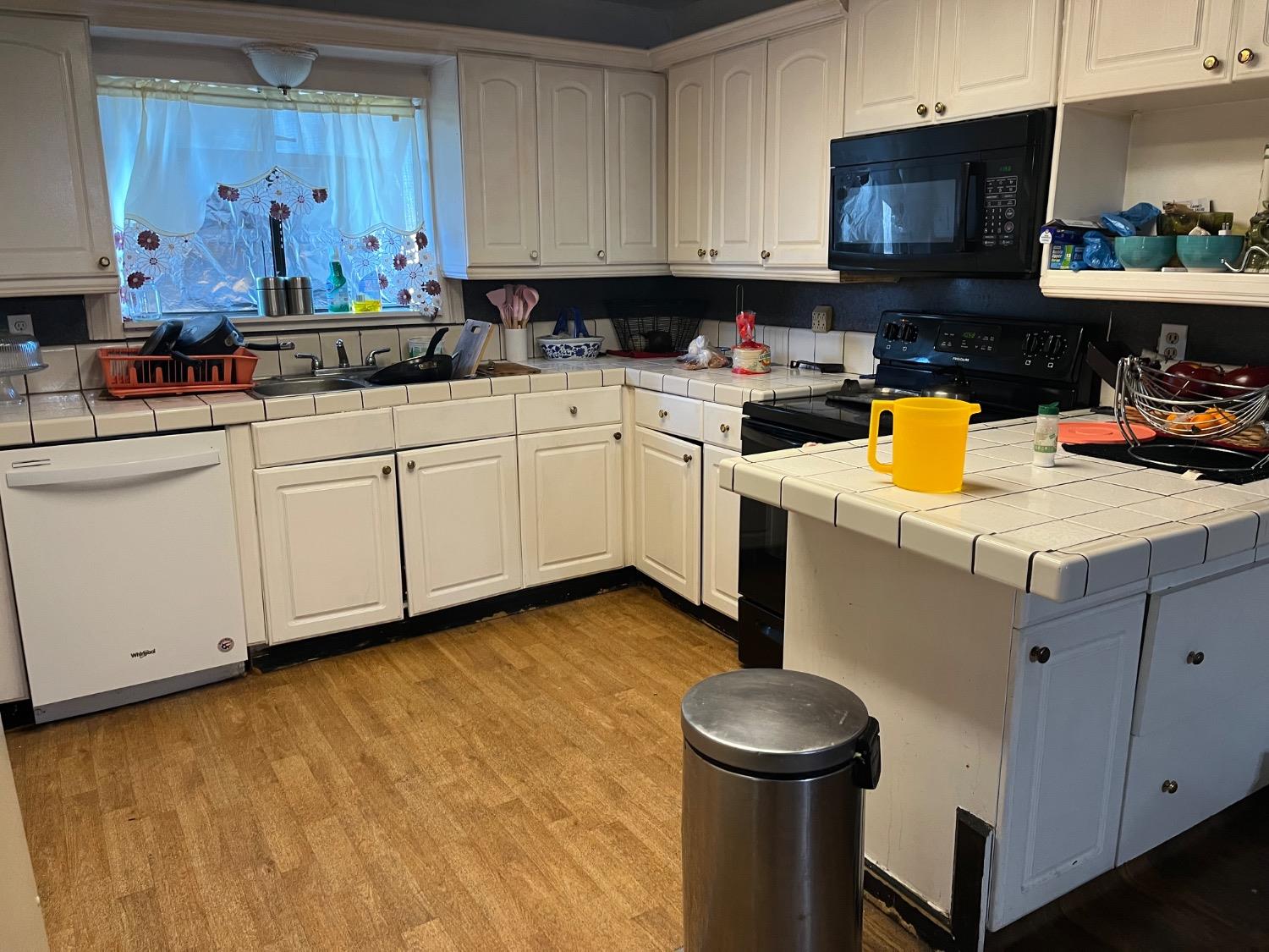 Dos Palos, California 93620, United States, 2 Bedrooms Bedrooms, ,3 BathroomsBathrooms,Residential,Active,35076