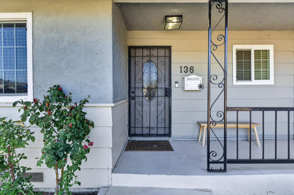 136 4th Avenue