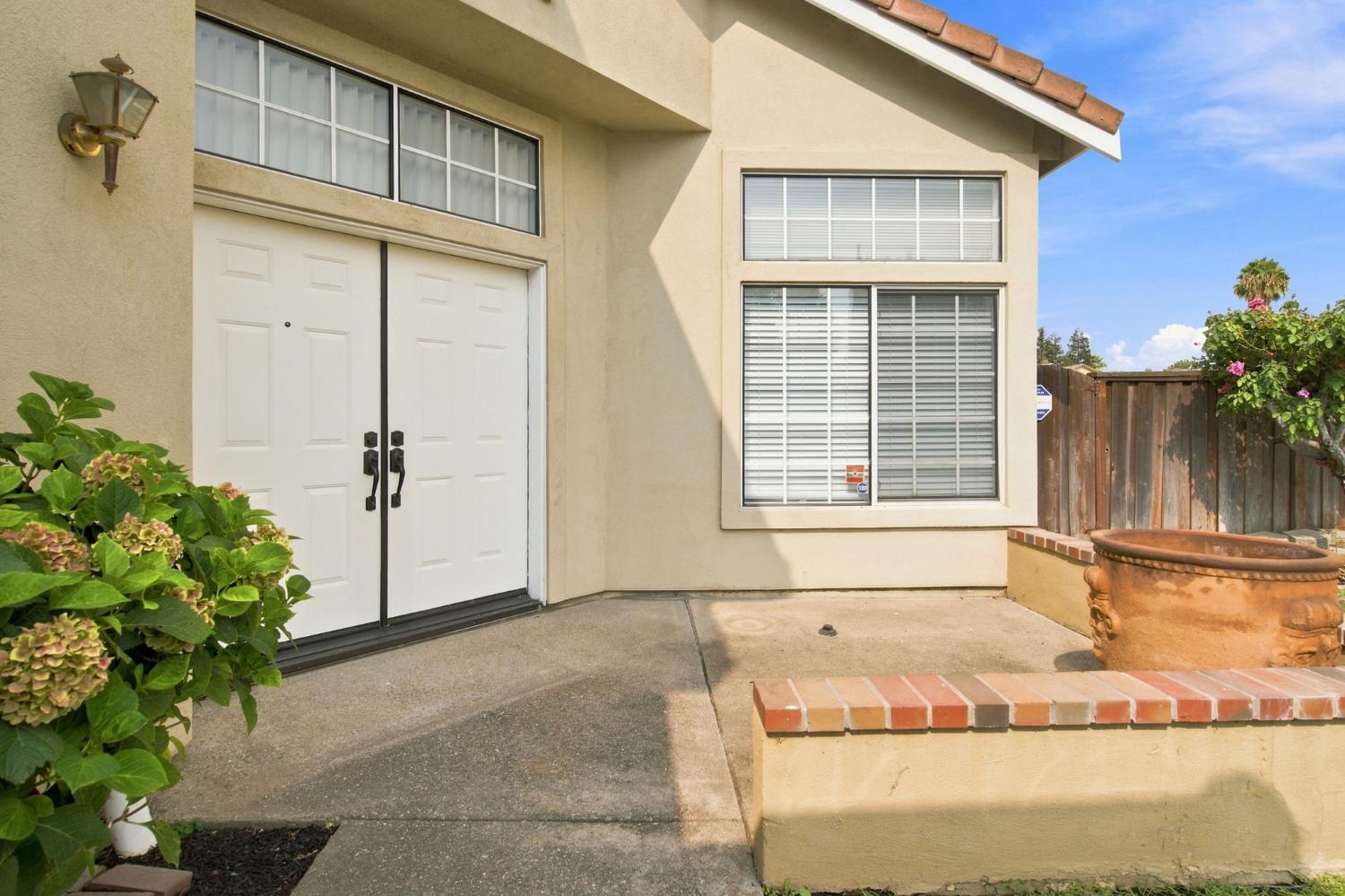 1850 Tahoe Circle