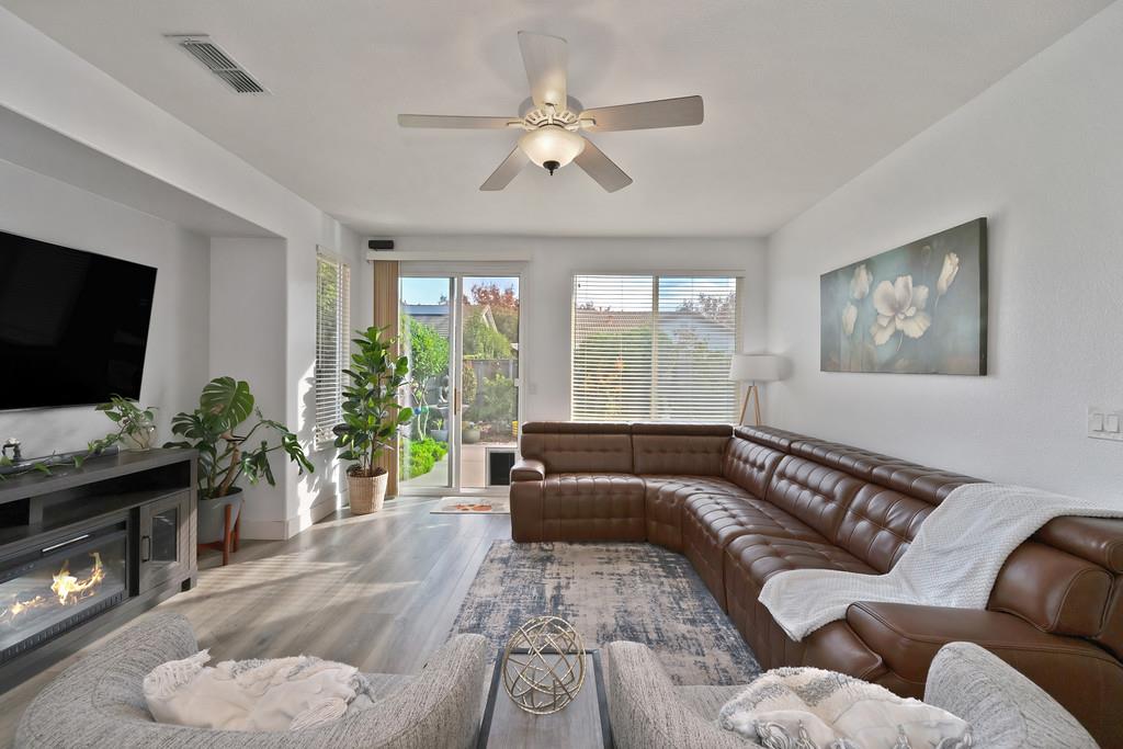 250 Pelican Bay Circle