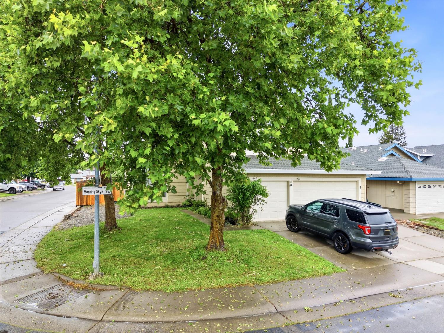 8421 Morning Skye Way