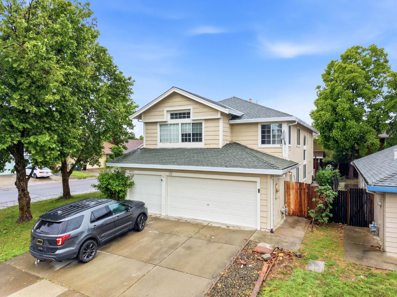 8421 Morning Skye Way