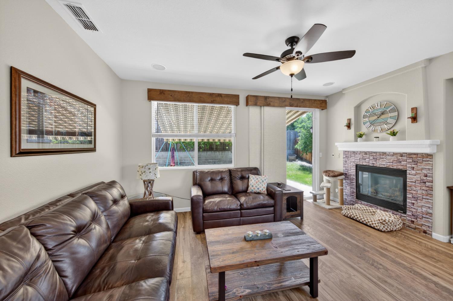 5622 Ridgepoint Drive