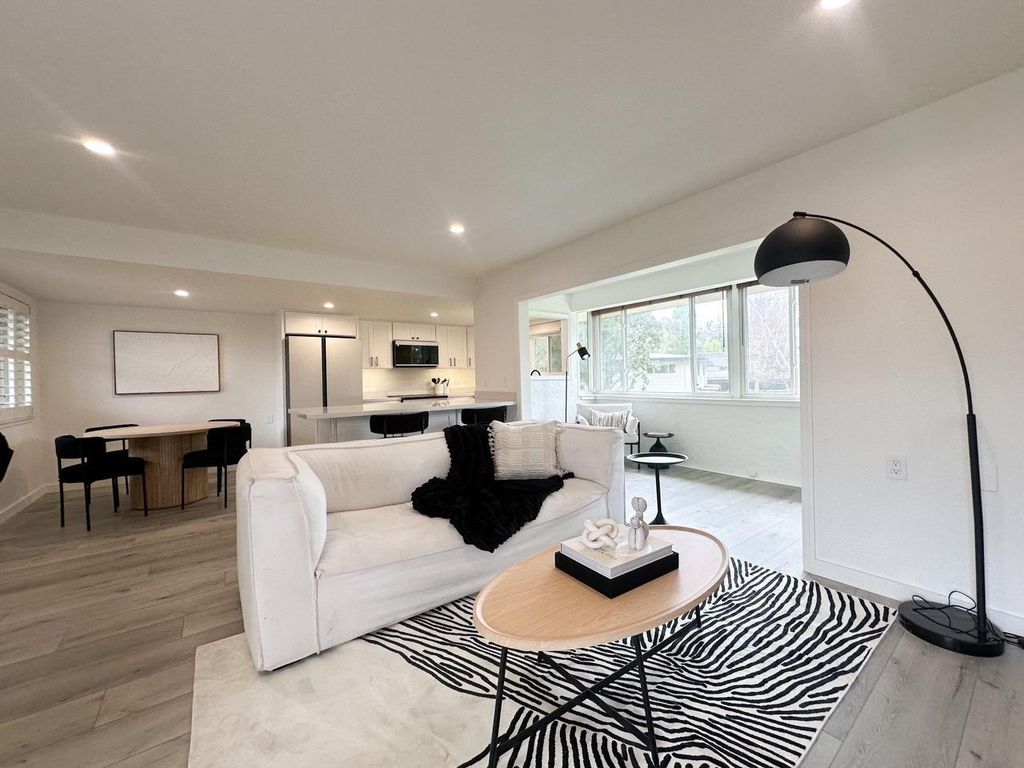 Photo of 14225 Lora Drive #90, Los Gatos, CA 95032 (MLS # 225146772)