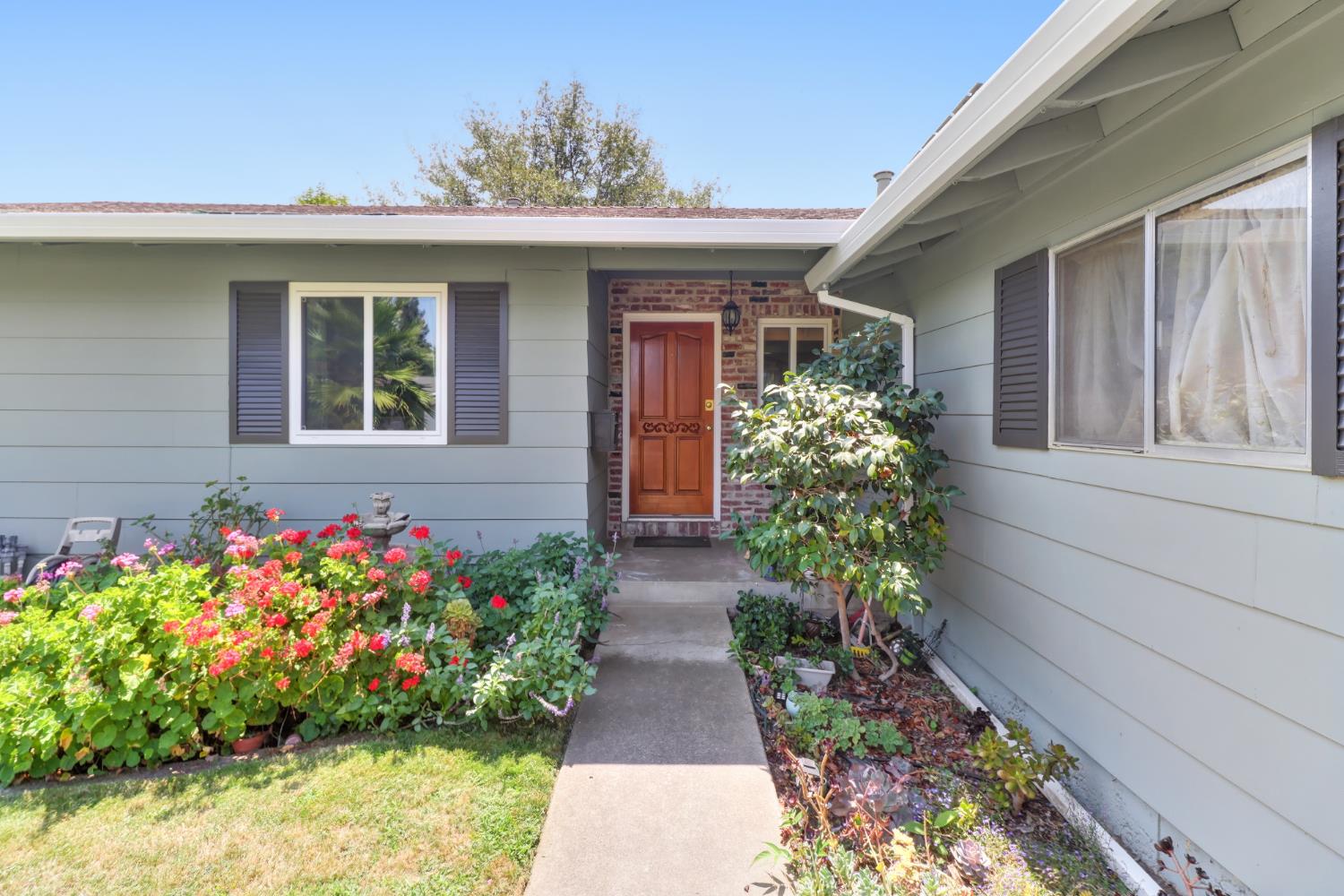 6910 Pintado Court