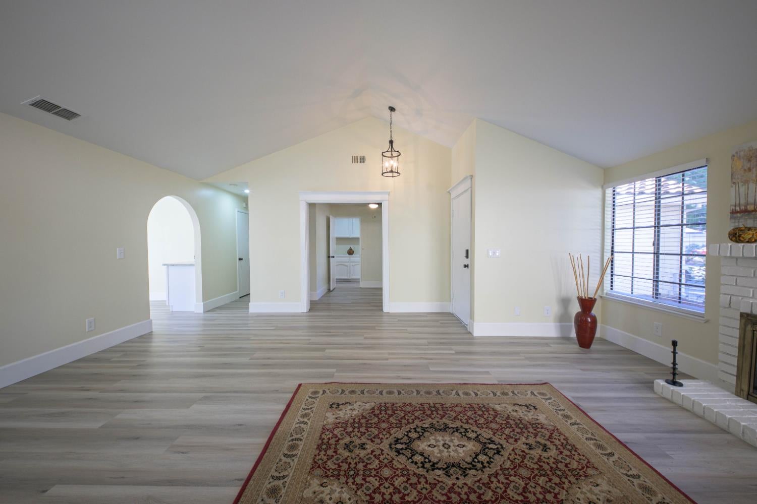 2174 Lejano Way