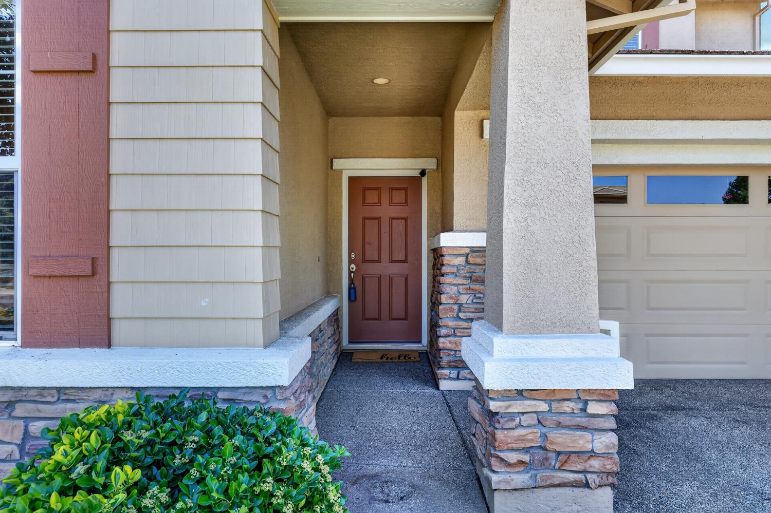 1469 Topanga Lane