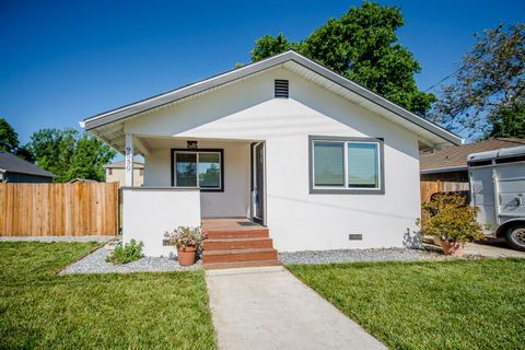 MLS: 225049659
