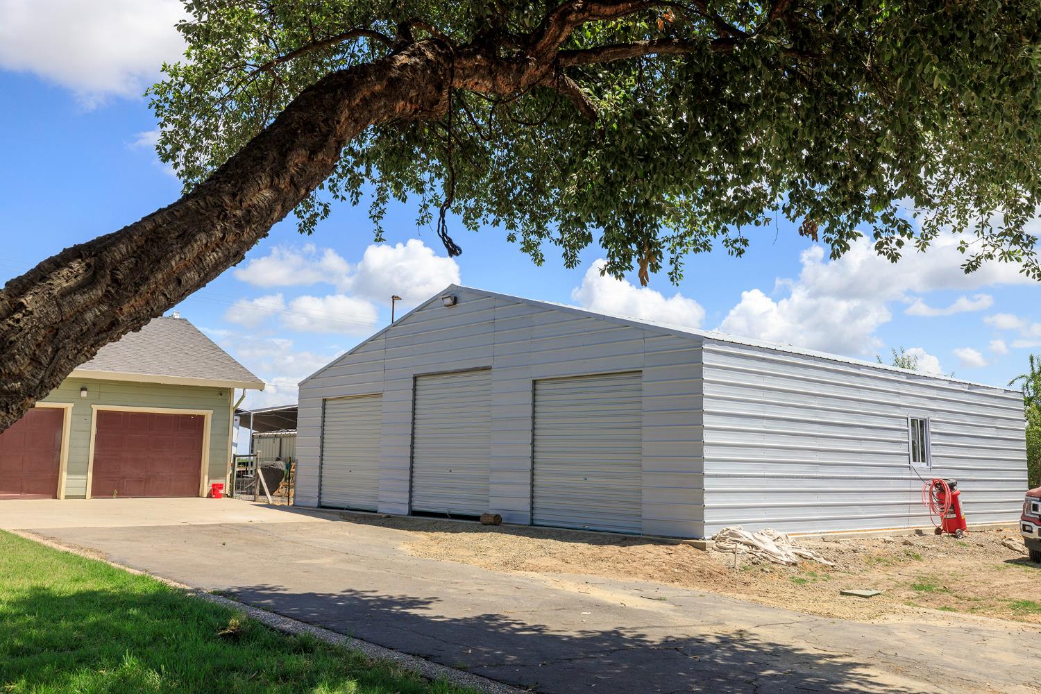 8925 E Monte Vista