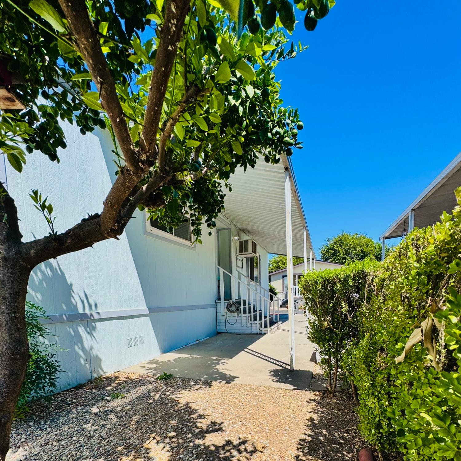 3901 W Lake Road 123