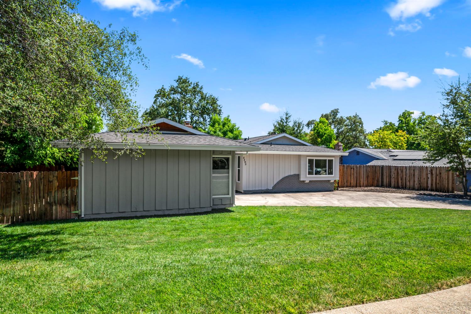 5295 Paragon Street