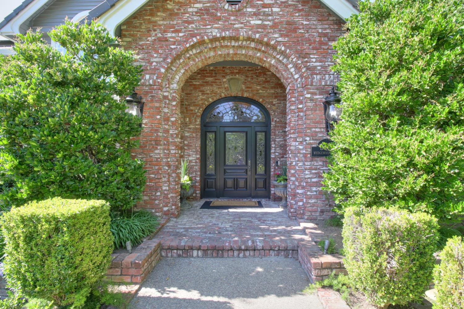 5891 Wedgewood Drive